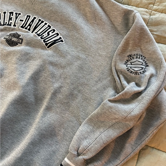 Y2K Harley Davidson Embroidered Crewneck Sweatshirt 2X Gray Tri-County Biker - Picture 6 of 7
